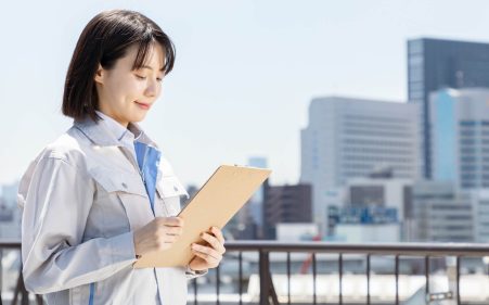 産業廃棄物の収集・運搬・処理には資格が必須？取得方法を解説