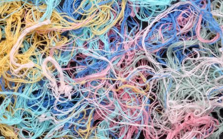 繊維くずとは？排出場所・種類や処理方法について解説